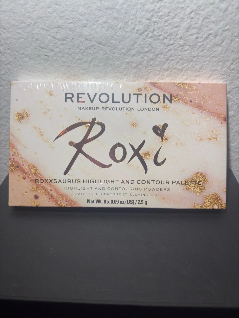 Revolution X Roxi Powder Highlight & Contour Palette